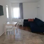 Sostoi Apartmanhaz Lägenhet Siófok