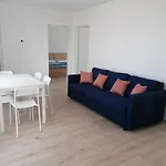 Sostoi Apartmanhaz * شيوفوك