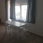 Lägenhet Sostoi Apartmanhaz *
