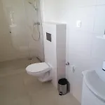 Lägenhet Sostoi Apartmanhaz *
