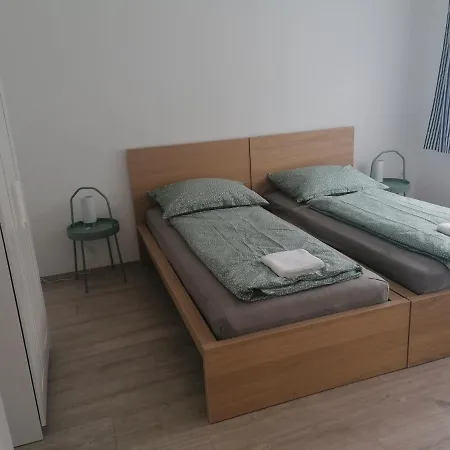Sostoi Apartmanhaz Lägenhet *