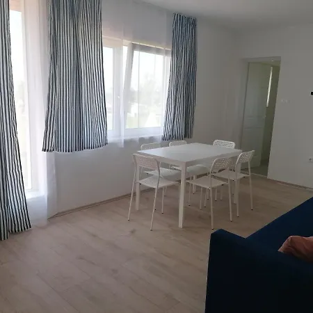 Appartement Sostoi Apartmanhaz