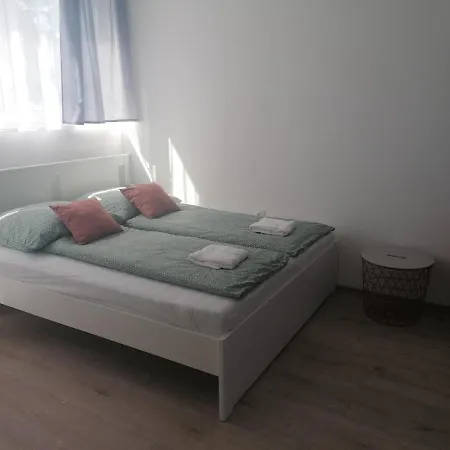 Apartmán Sostoi Apartmanhaz *