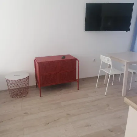Apartment Sostoi Apartmanhaz