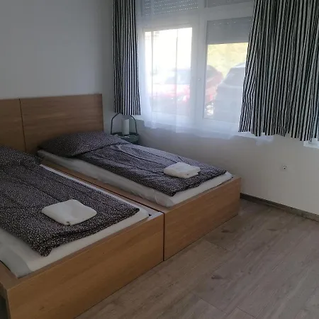 Sostoi Apartmanhaz Siofok