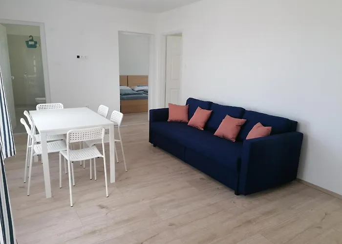 Sostoi Apartmanhaz * Siófok