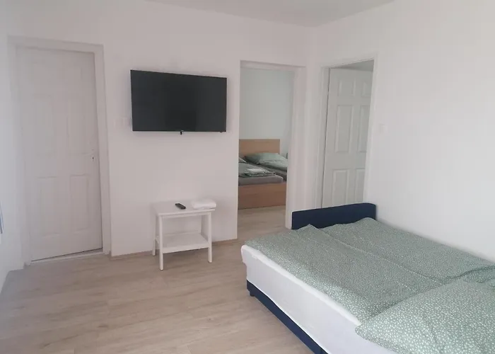 Appartement Sostoi Apartmanhaz *