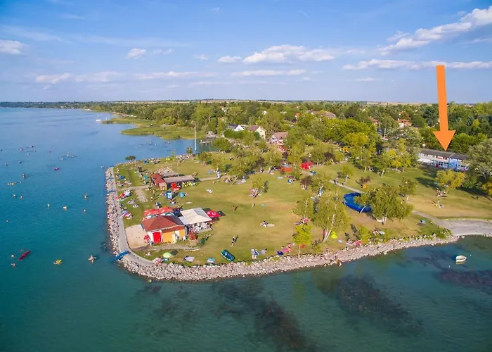 Sostoi Apartmanhaz Lejlighed Siófok