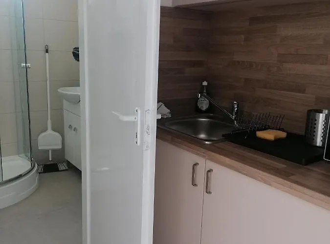 Sostoi Apartmanhaz Lejlighed