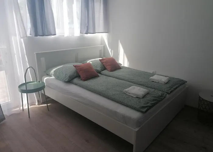 Sostoi Apartmanhaz Siófok